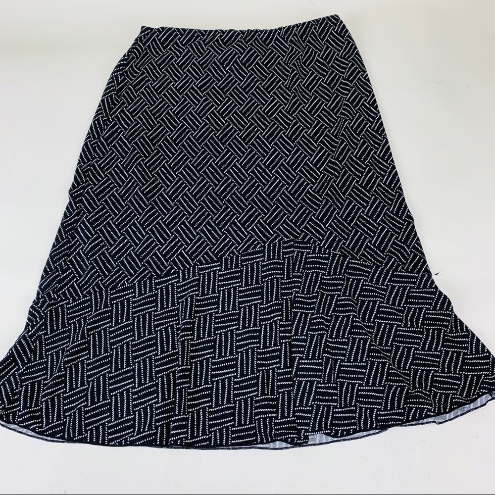 Rena Rowan A-Line Skirt .Black Medium Elastic
